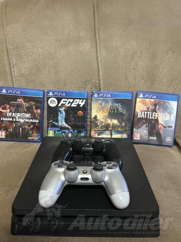 Sony - PlayStation 4