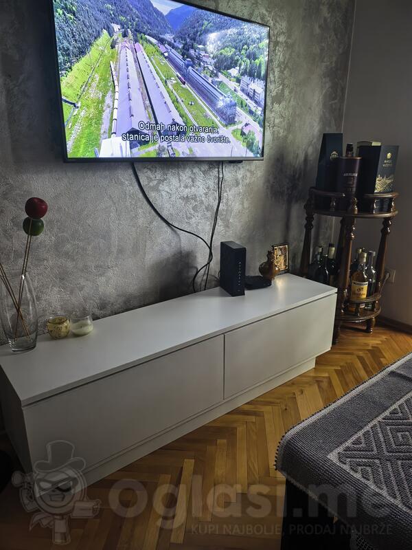 Prodajem TV komodu i bar za pića