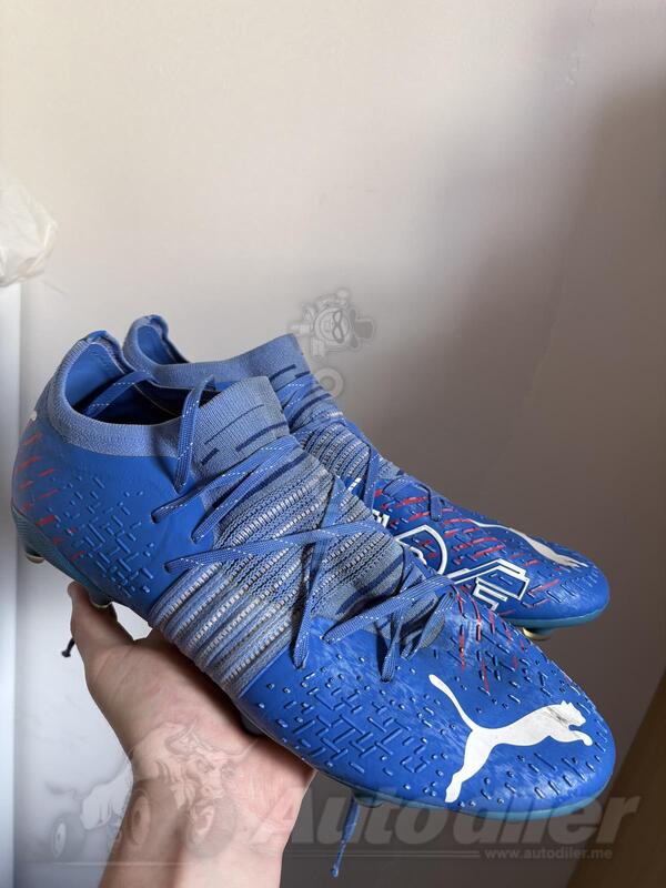 Prodajem PUMA future kopacke