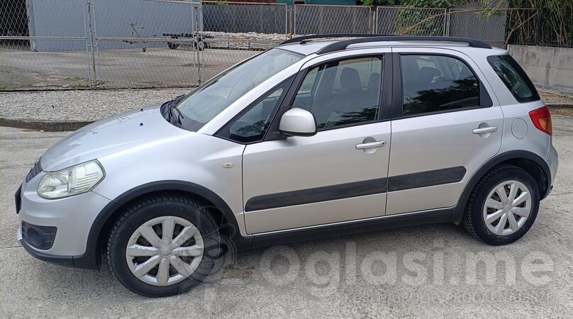 Suzuki - SX4 - 1.6 Benzin