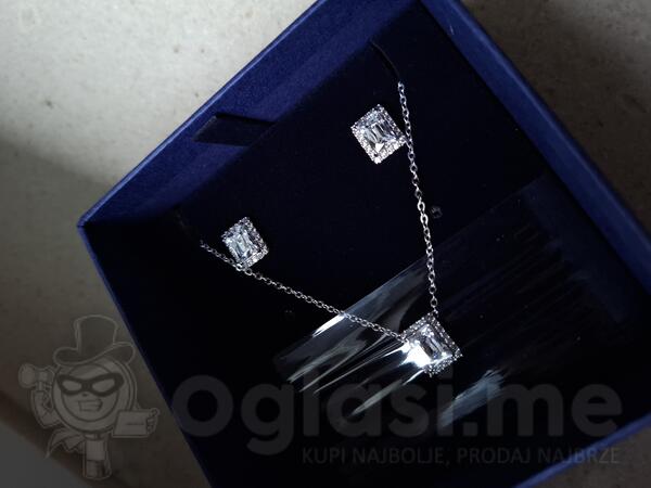 Swarovski angelic set minđuše i ogrlica 