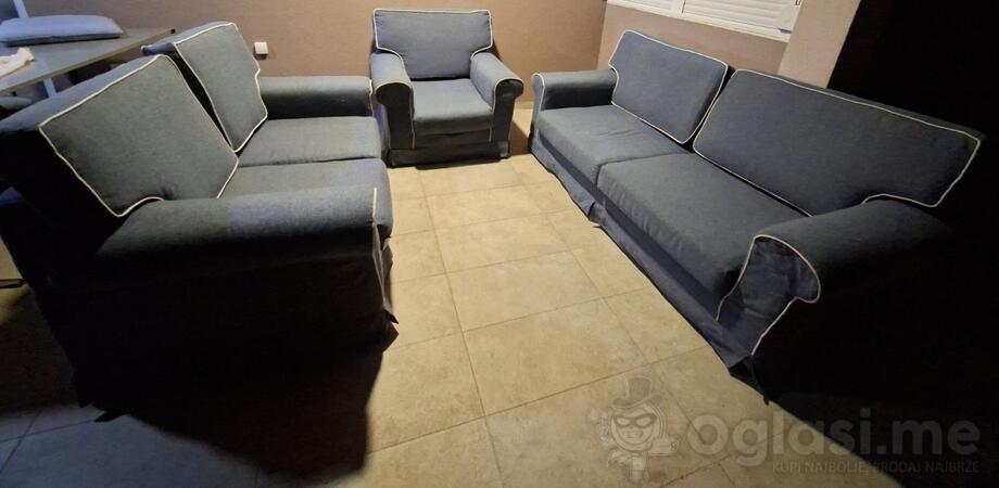 Dobro očuvana garnitura