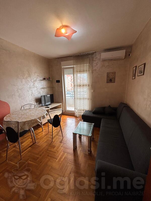 Jednosoban stan 40m2 - Podgorica - Stari Aerodrom