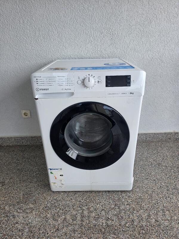 Veš mašina INDESIT 8kg