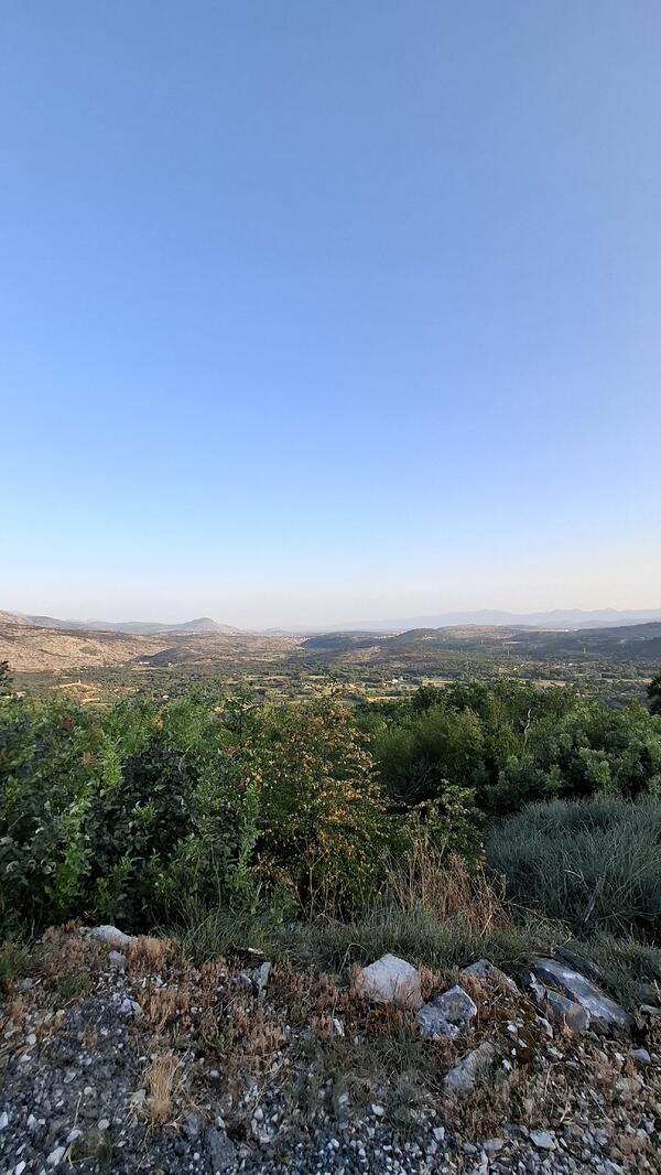 Poljoprivredno zemljište 21000m2 - Podgorica - Stijena