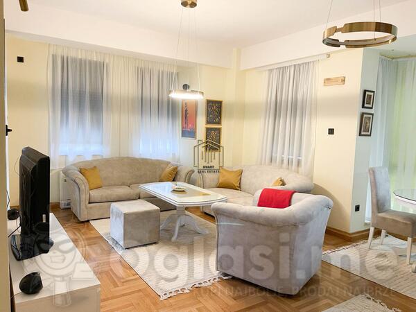 Dvosoban stan 76m2 - Podgorica - Centar grada