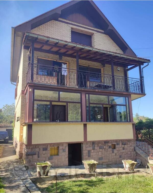 Porodična kuća 288m2 - Sopot - Mala Ivanča