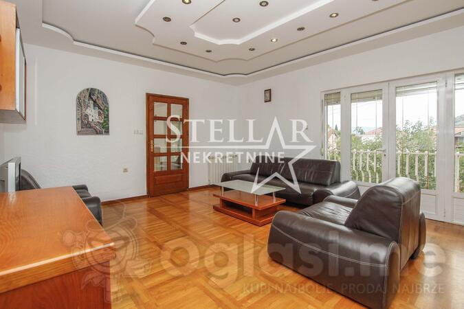 Porodična kuća 250m2 - Podgorica - Tuški put