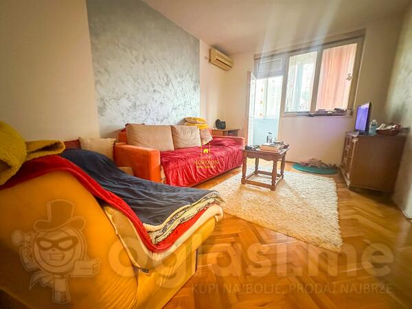 Garsonjera 34m2 - Podgorica - Preko Morače
