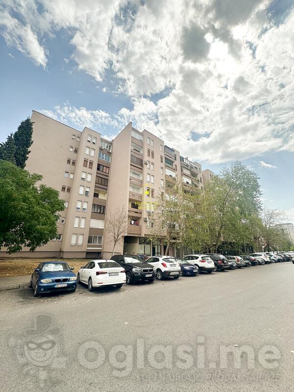 Trosoban stan 96m2 - Podgorica - Blok 6