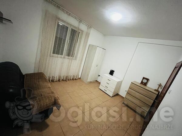 Porodična kuća 80m2 - Podgorica - Zagorič
