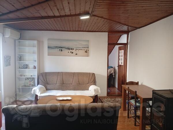 Jednosoban stan 49m2 - Podgorica - Centar grada Vezirov most