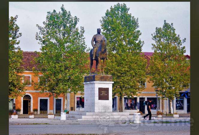 Jednosoban stan 40m2 - Nikšić - Nikšić (uži dio)