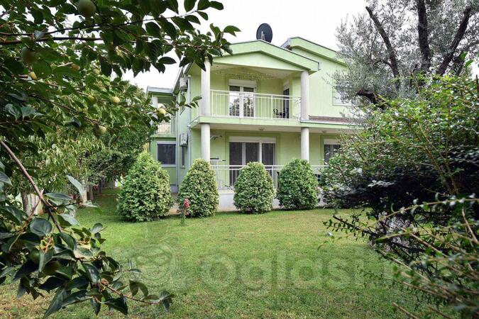 Porodična kuća 175m2 - Podgorica - Velje Brdo