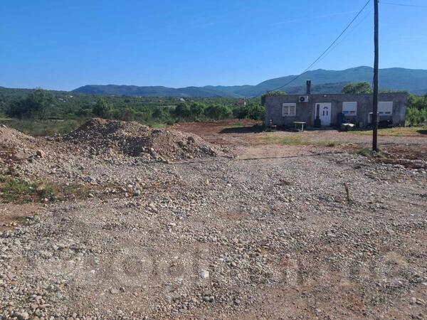 Porodična kuća 135m2 - Danilovgrad - Klikovače