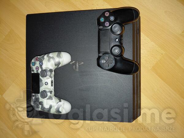 Sony - PlayStation 4