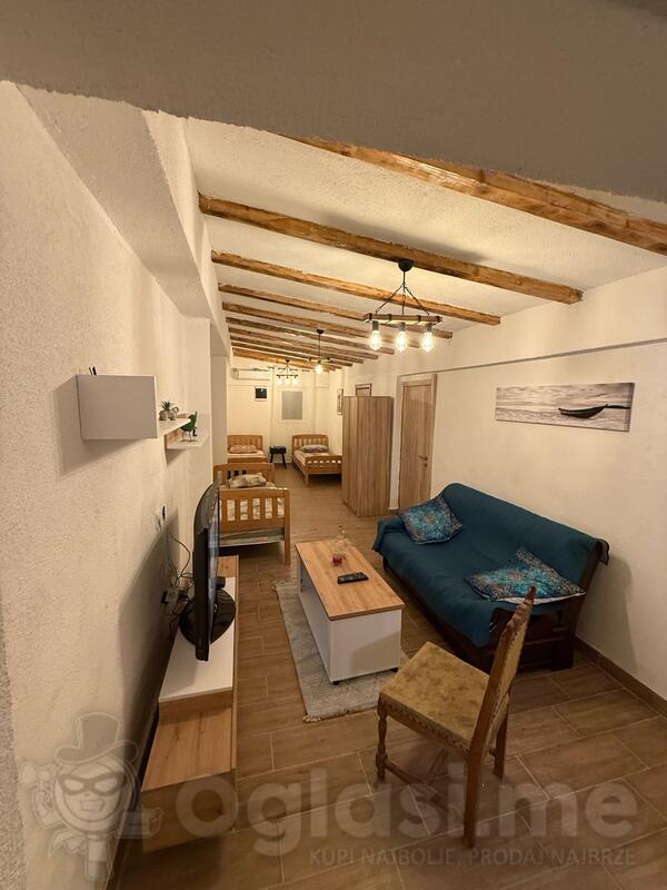 Porodična kuća 70m2 - Danilovgrad - Spuž