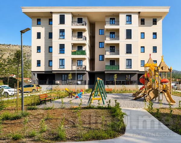 Jednosoban stan 37m2 - Podgorica - Tološi