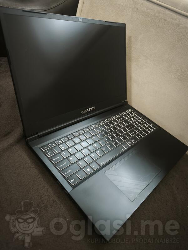 Gigabyte Gigabyte G5 GE - 15" Intel i5 16GB GB