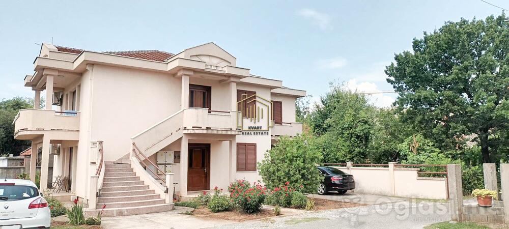 Dvosoban stan 80m2 - Podgorica - Zagorič