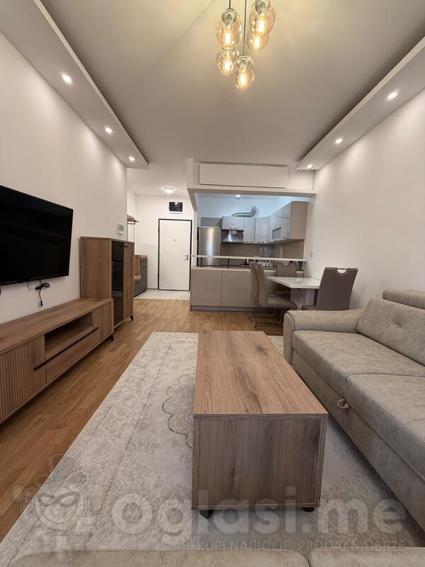 Jednosoban stan 47m2 - Podgorica - Stari Aerodrom