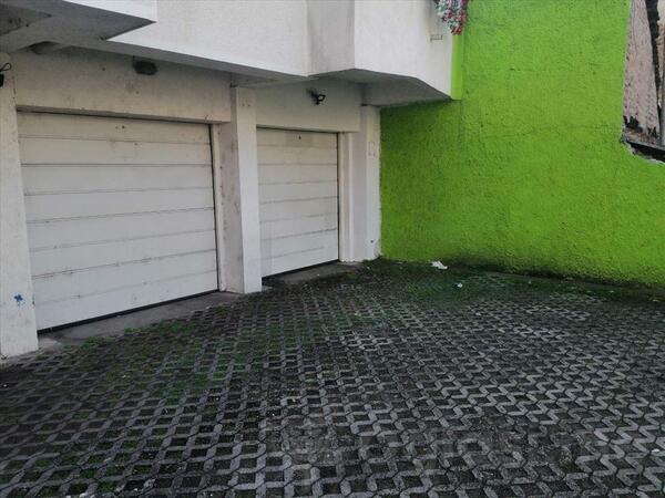 Garaža 15m2 - Stari grad - Stari grad (uži dio)