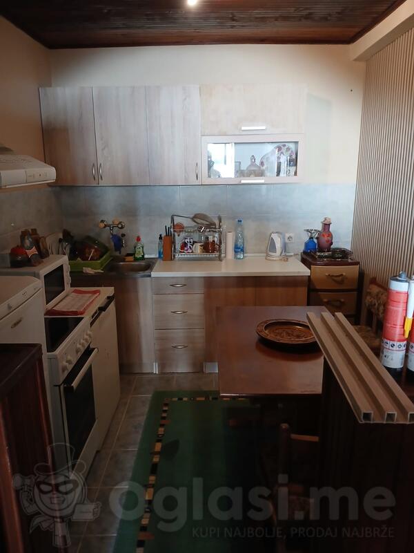 Dvoiposoban stan 50m2 - Podgorica - Centar grada Kralja Nikole