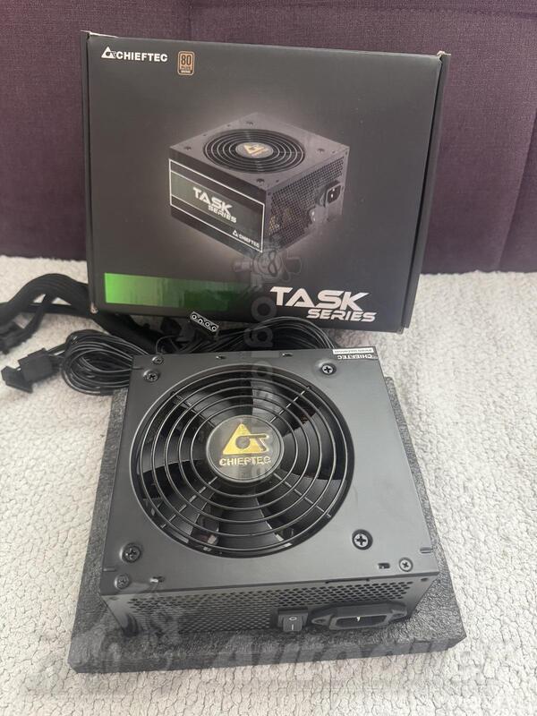 Standardno napajanje od 600W - Chieftec