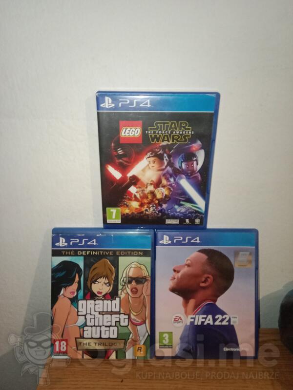 Sony - PlayStation 4