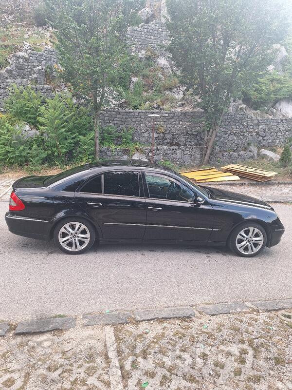 Mercedes Benz - E 220 - 2.20cdi