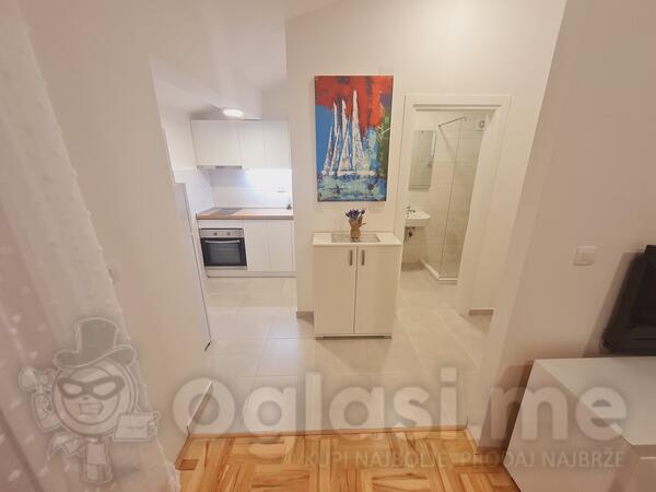Garsonjera 28m2 - Podgorica - Zagorič