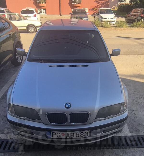 BMW - 320