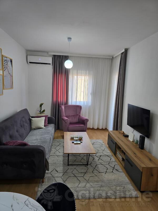 Jednosoban stan 42m2 - Podgorica - Pobrežje