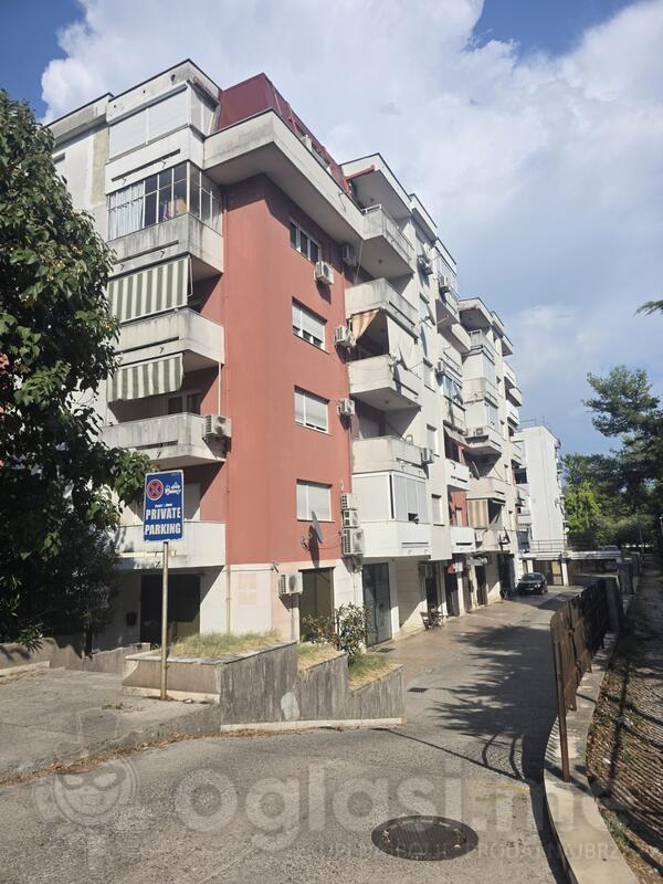 Jednosoban stan 33m2 - Podgorica - Preko Morače