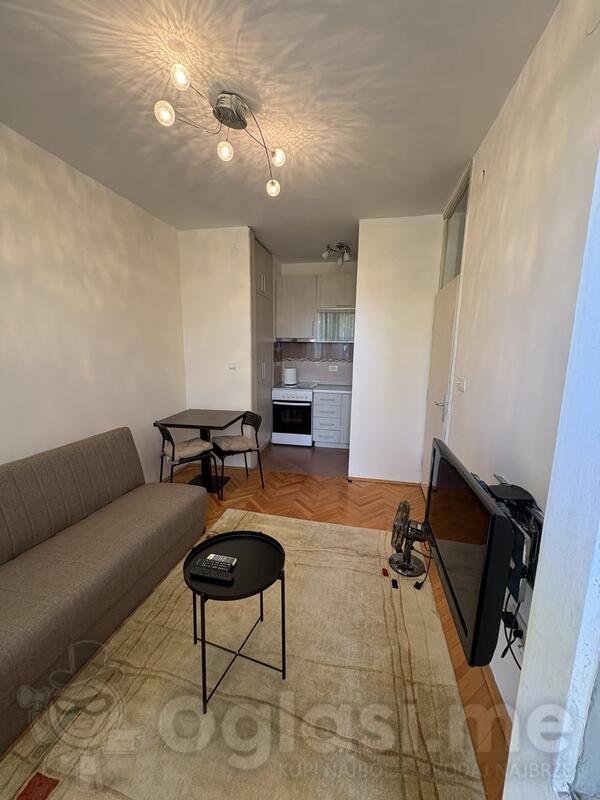 Jednosoban stan 38m2 - Podgorica - Podgorica (uži dio)