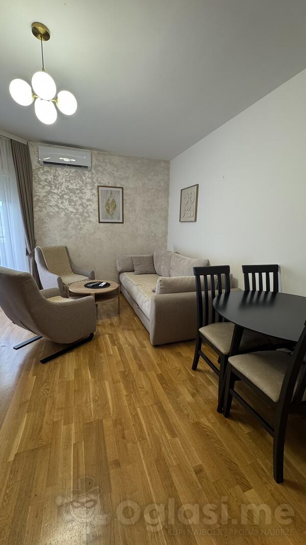 Dvosoban stan 65m2 - Podgorica - Tuški put