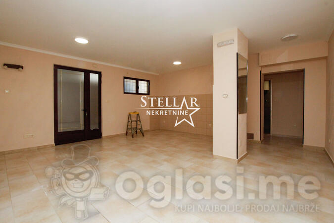 Kancelarija 30m2 - Podgorica - Stari Aerodrom