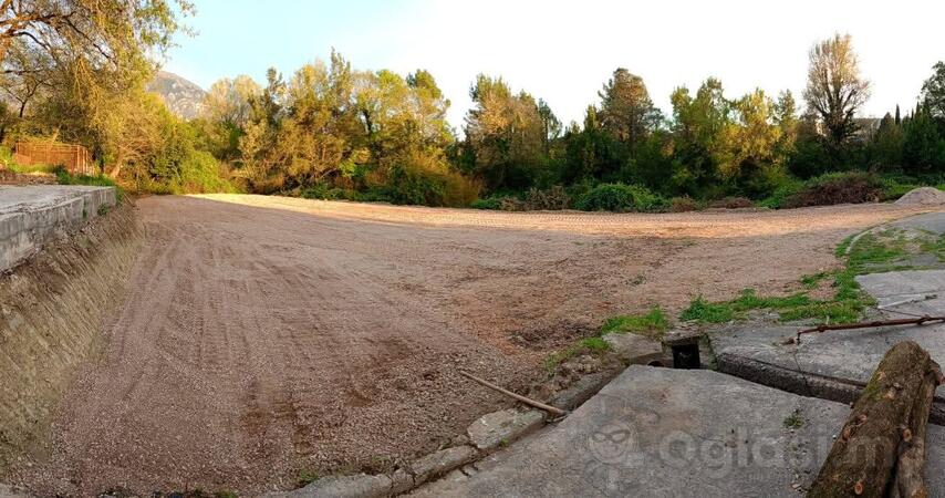 Parking 300m2 - Tivat - Mrčevac