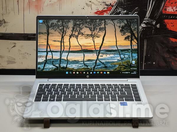 HP  - 14.1" Intel i5 16GB GB