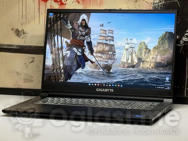 Gigabyte  - 15.6" Intel i5 32GB GB