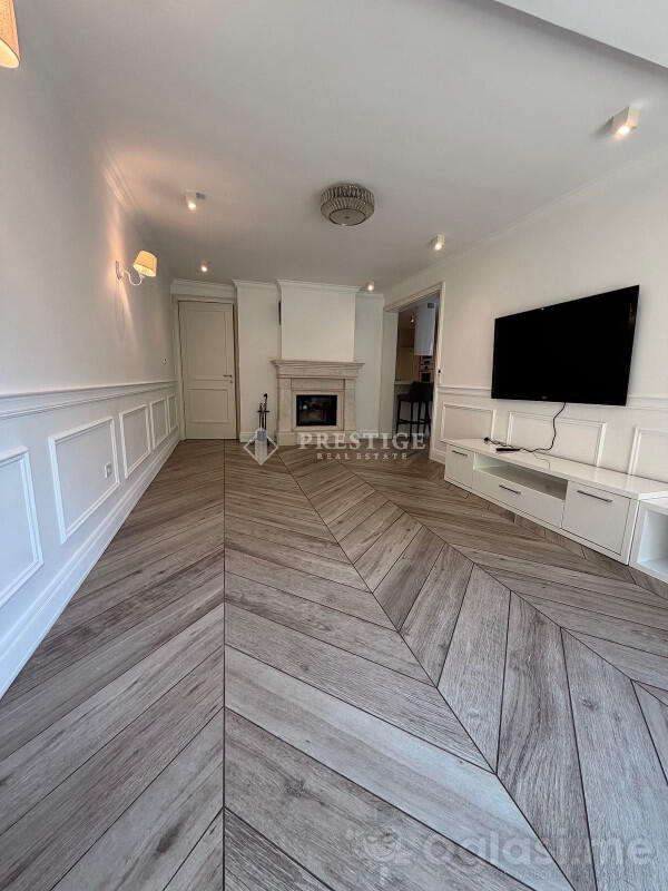 Trosoban stan 150m2 - Podgorica - Pod Goricom