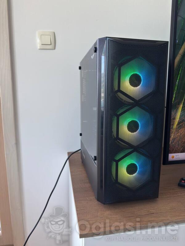 AMD Ryzen 5 3600X - AMD Ryzen 5 - 32GB GB DDR4 - SSD disk