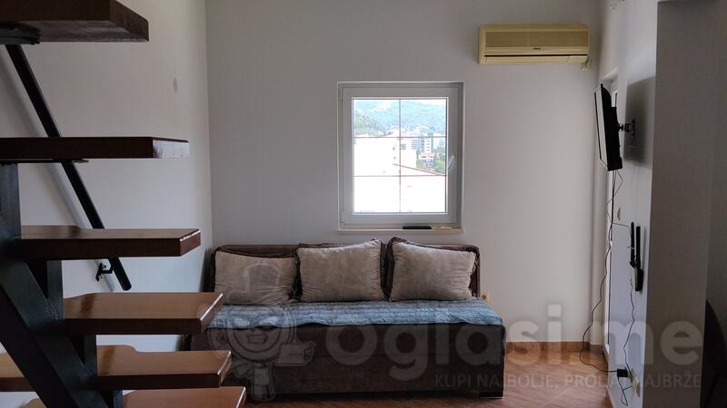Dvosoban stan 70m2 - Bar - Sutomore ul.Cara Lazara,centar