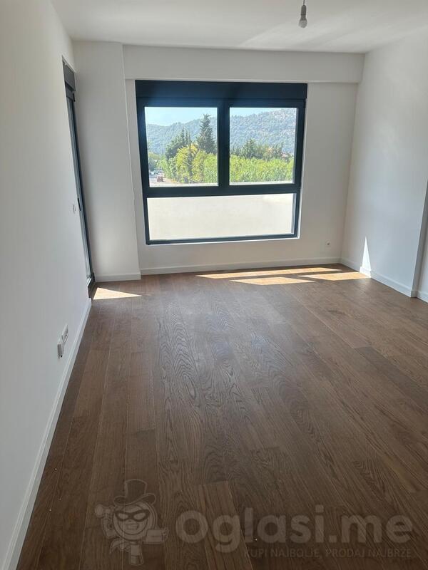Jednosoban stan 45m2 - Bar - Centar grada