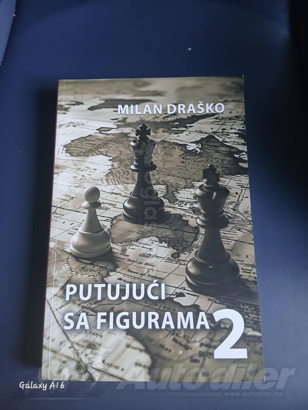 Putujući sa figurama 2 – Milan Draško. Prodajem knjigu „Putujući sa figurama 2“ autora Milana Draška. Knjiga je veoma dobro očuvana i idealna za ljubitelje šaha i putovanja.