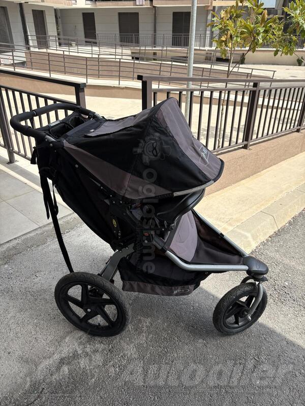 Bob Revolution Stroller / Kolica