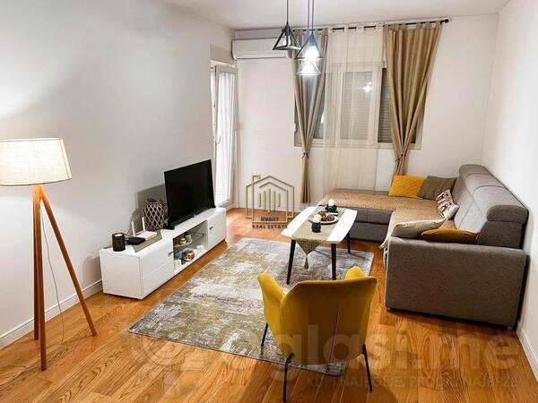 Jednosoban stan 49m2 - Podgorica - Central Point