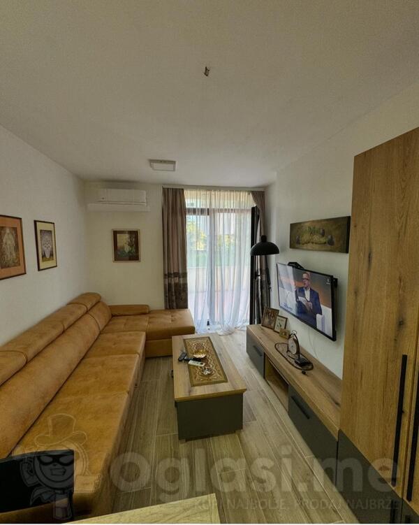 Garsonjera 23m2 - Podgorica - Blok 9