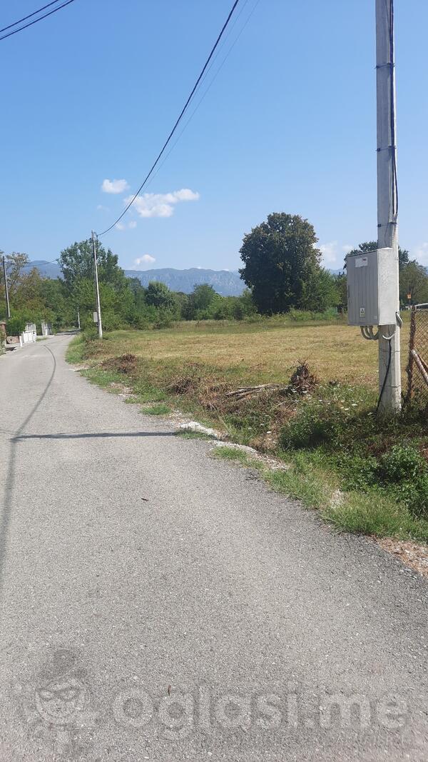 Građevinsko zemljište 852m2 - Danilovgrad - Ćurilac
