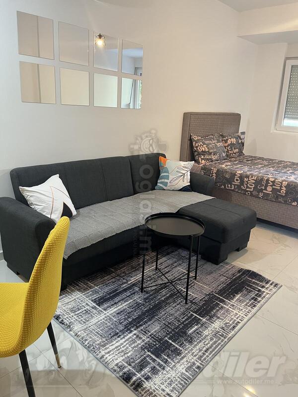 Garsonjera 30m2 - Podgorica - Podgorica (uži dio)